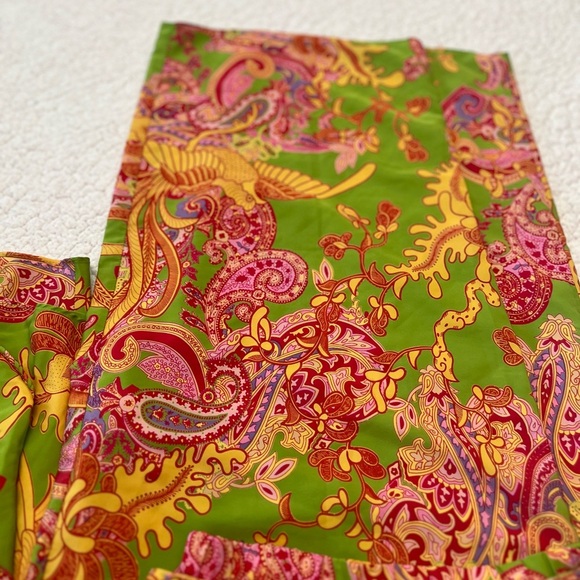Natori Green and Pink Paisley Pajama Set - Picture 11 of 16
